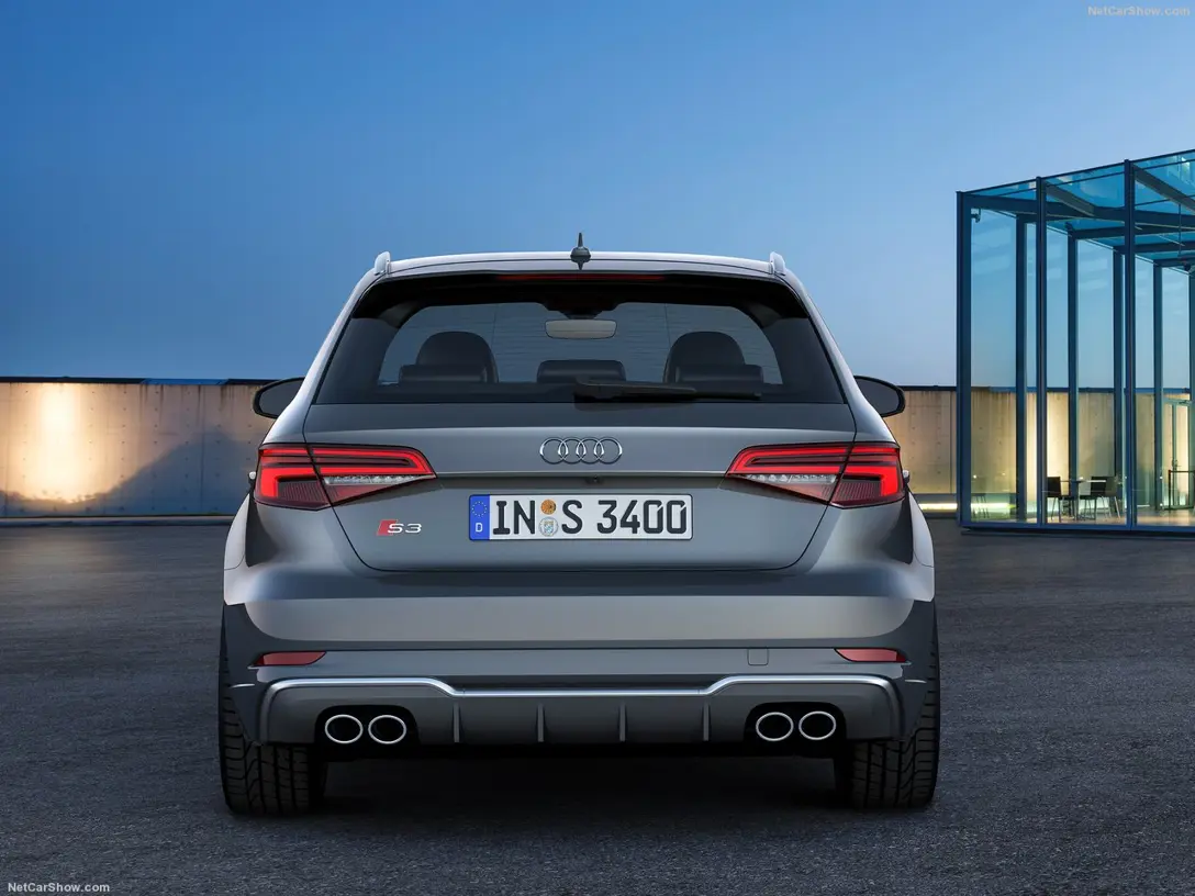 1588634-Audi-S3_Sportback 2.jpg