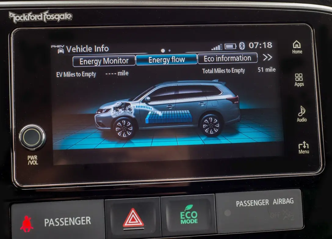 1653320-Mitsubishi-Outlander_PHEV-2021-07.jpg