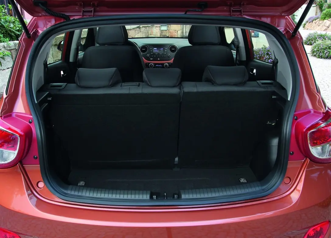 1641363-Hyundai-i10-2015-06.jpg