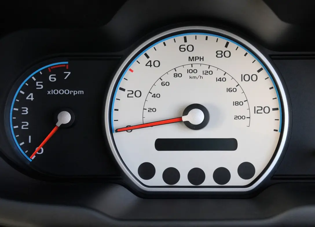 1686924-Hyundai-i10-2010-06.jpg