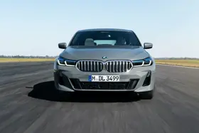 1632589-P90389858_highRes_the-new-bmw-640i-xdr.jpg