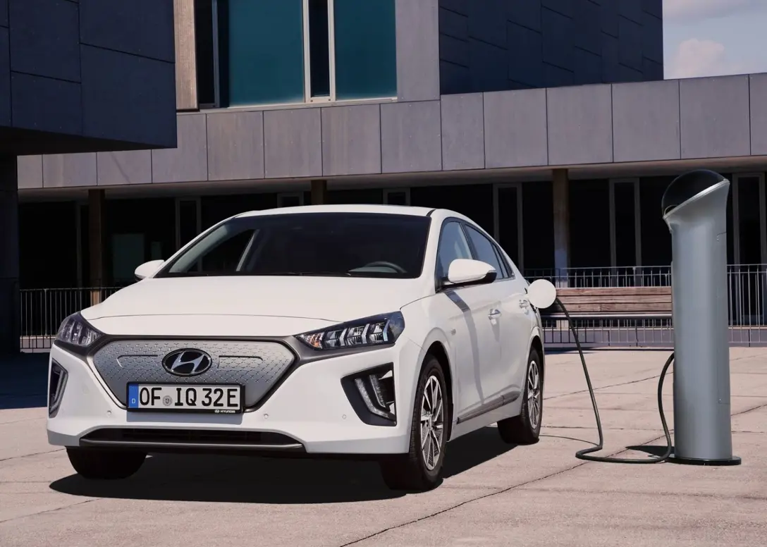 1636200-Hyundai-Ioniq-2020-04.jpg