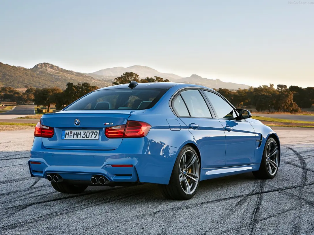 1588686-BMW-M3_Sedan 2.jpg