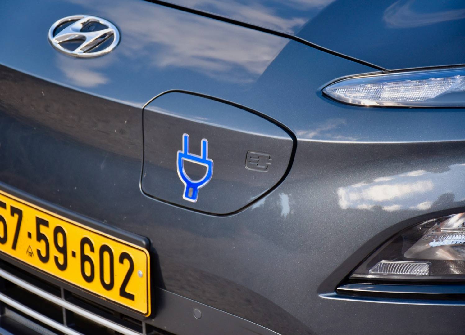 1694955-Hyundai-Kona_Electric-2024-00-MA.jpeg