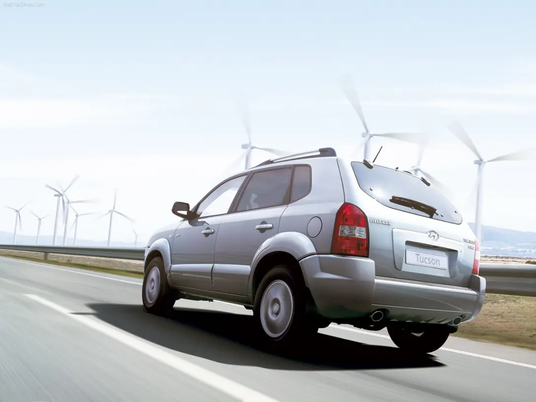 1598590-Hyundai-Tucson-2005-1600-07.jpg