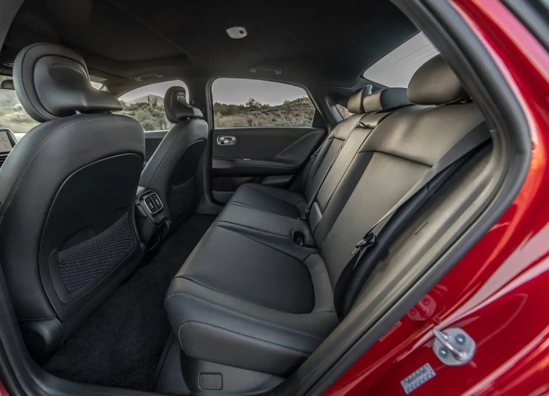 1695554-Hyundai-Ioniq_6-2024-11.jpg