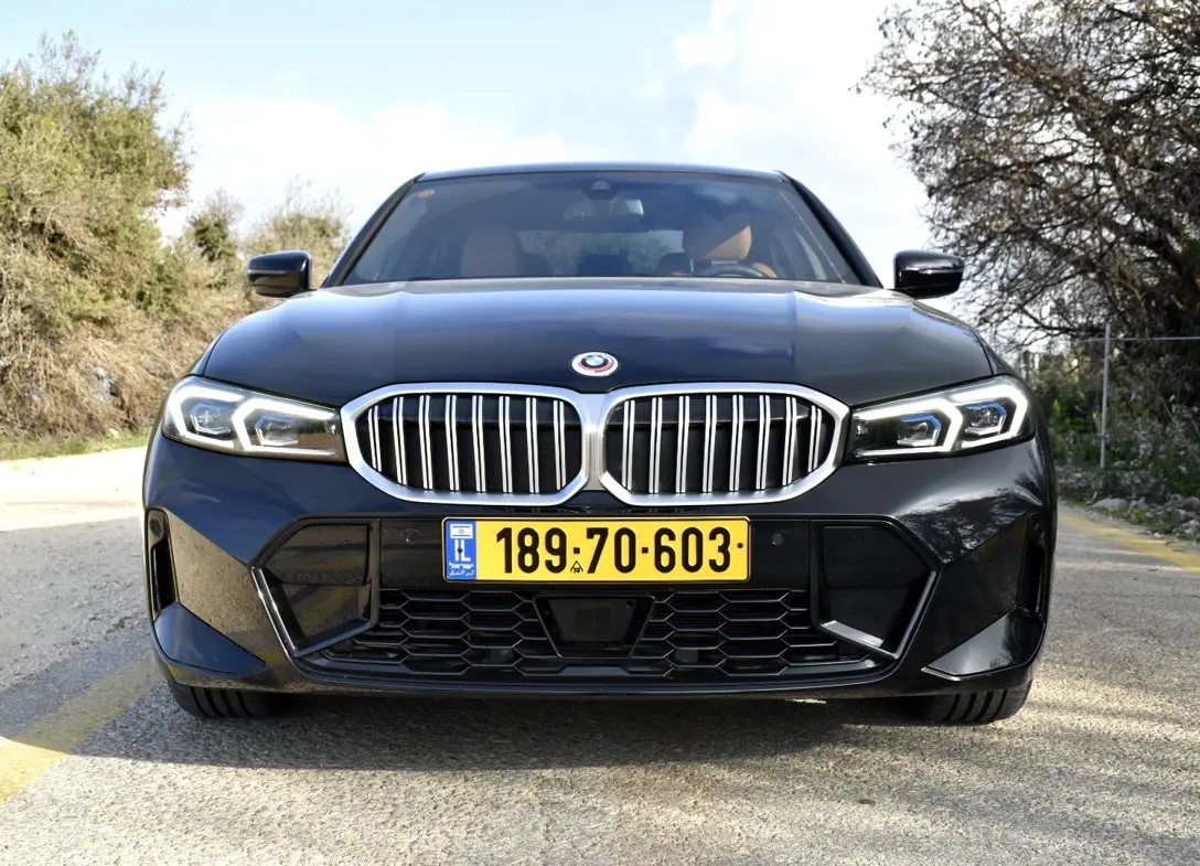 1701285-BMW-3-series-2024-05-ES.jpg