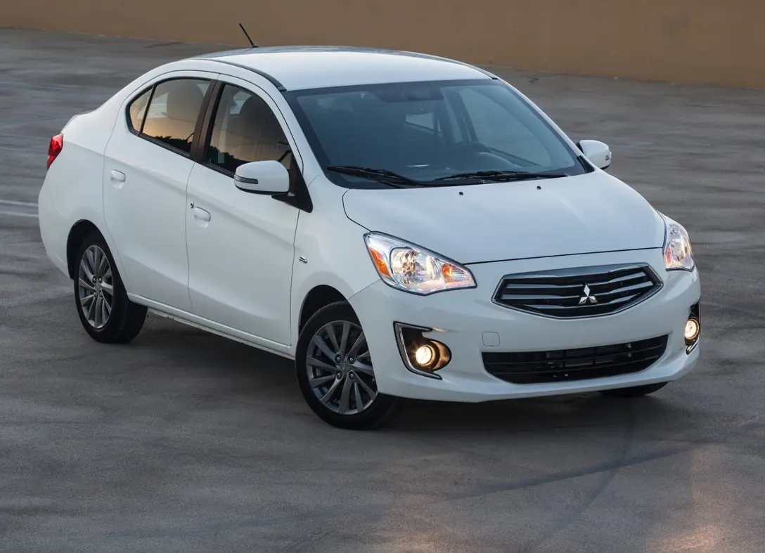 1643418-Mitsubishi-Attrage-2017-02.jpg