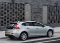 1663738-Volvo-V40-2019-02.jpg
