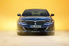 1632929-BMW_ALPINA_CMYK_B5_03 copy.jpg