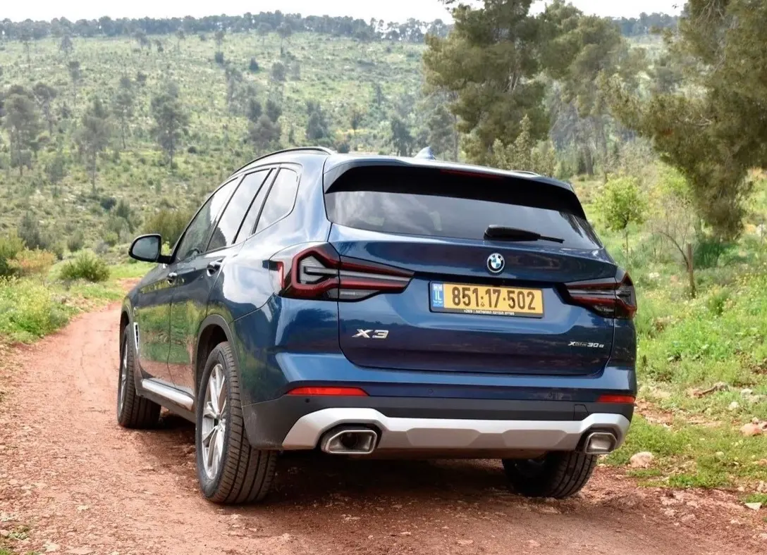 1676979-BMW-X3-2023-02M.jpg