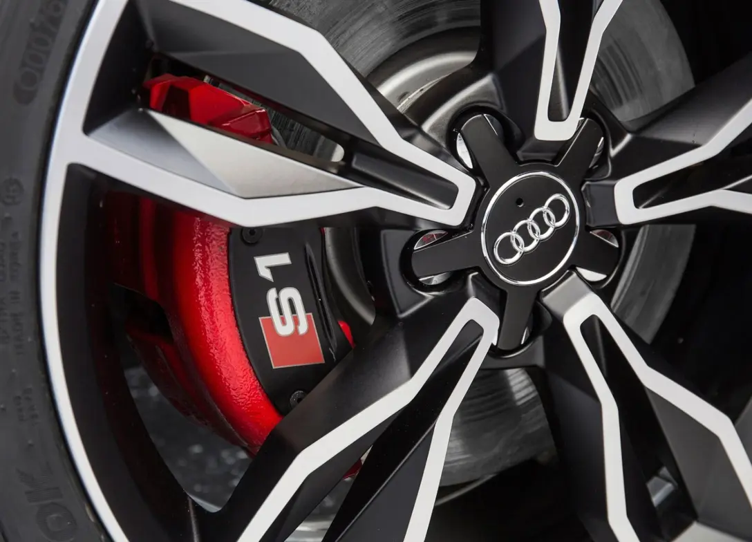 1690953-Audi-S1-2017-12.jpg