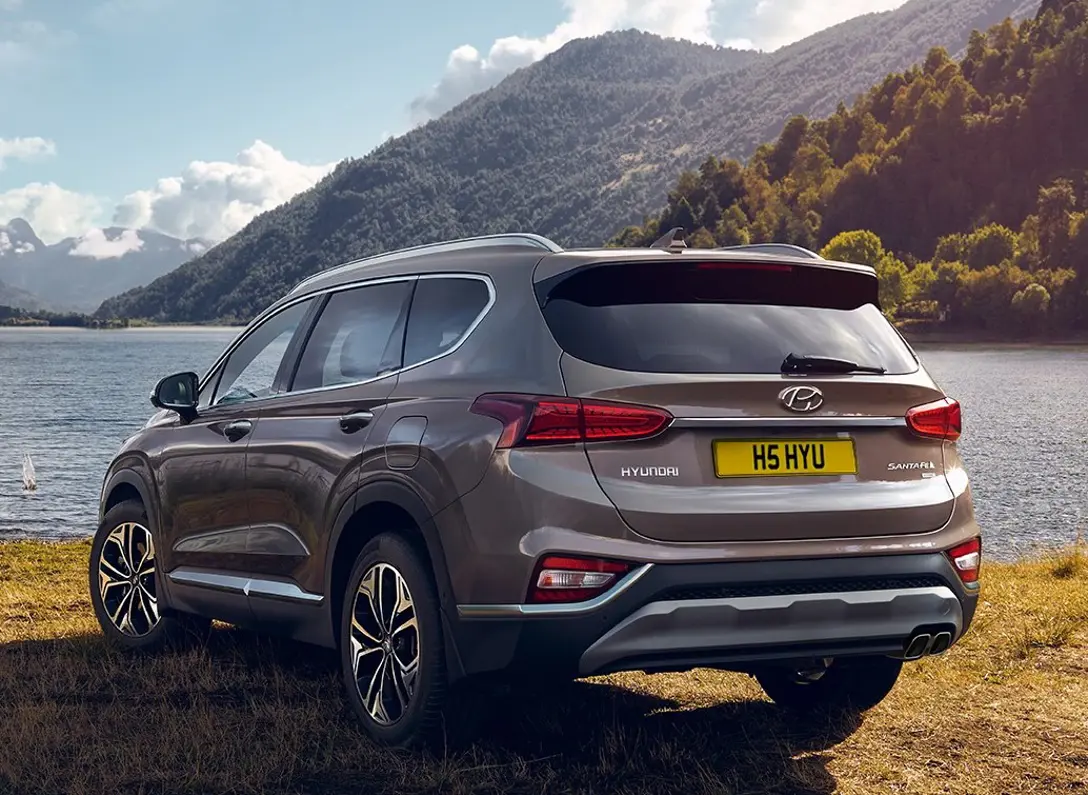1642835-Hyundai-Santa_Fe-2019-03.jpg