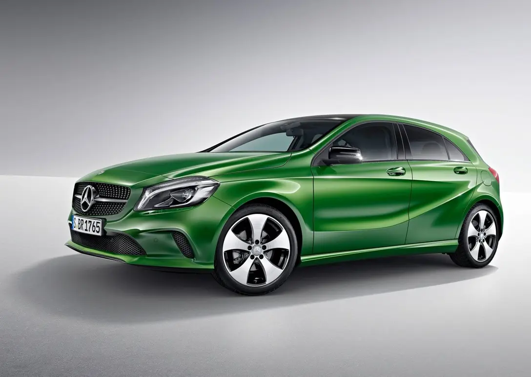 1647190-Mercedes-Benz-A-Class-2016-1280-35.jpg