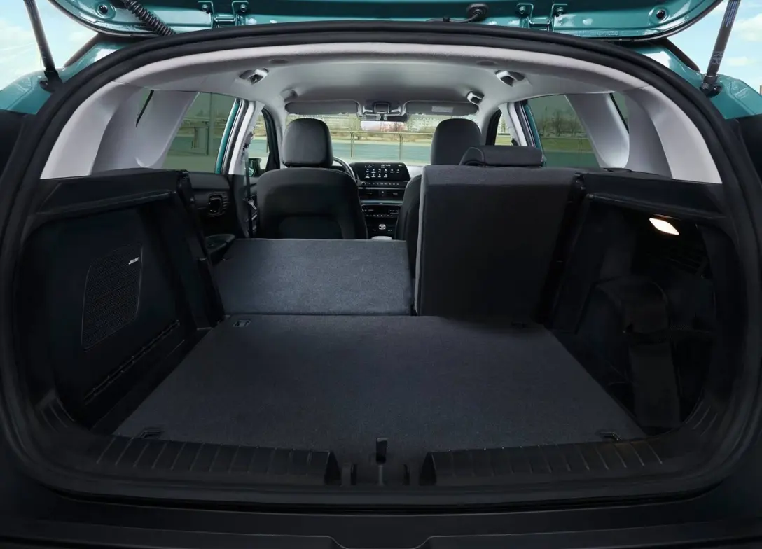 1696266-Hyundai-Bayon-2024-10.jpg