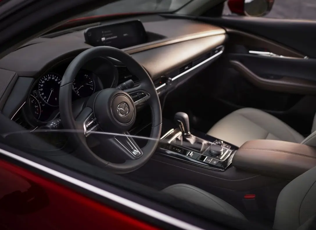 1655188-Mazda-CX-30-2022-06.jpg