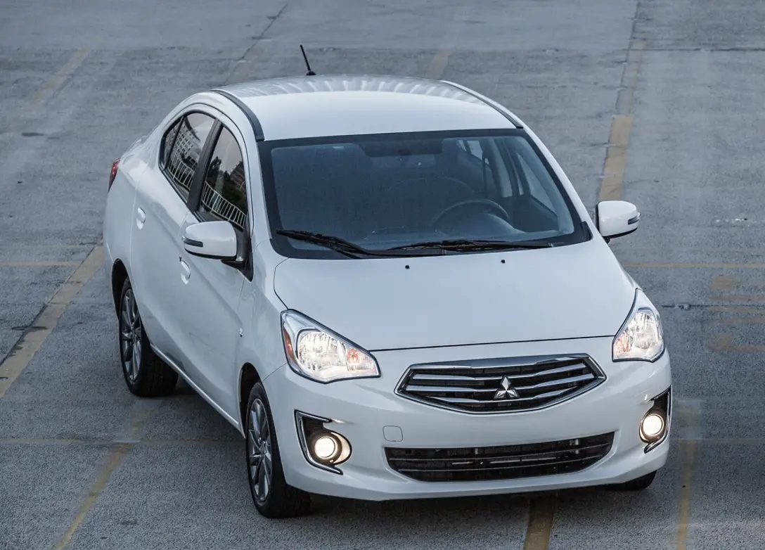 1643426-Mitsubishi-Attrage-2016-03.jpg