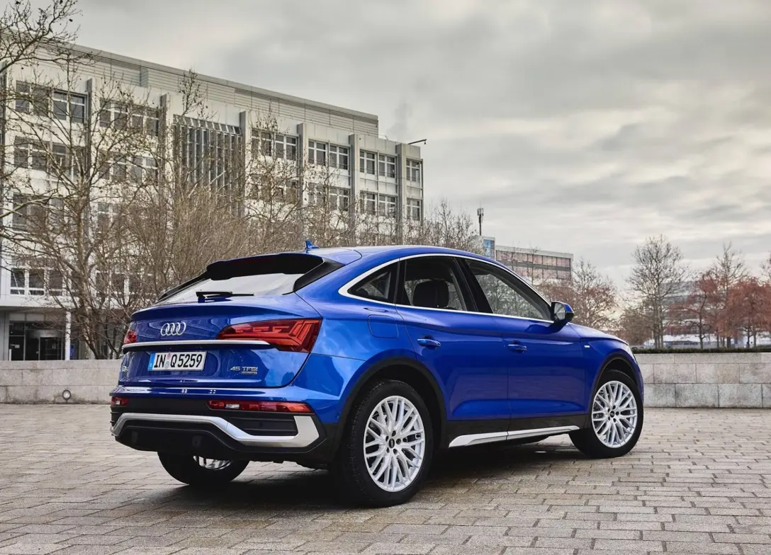 1700053-Audi-Q5_Sportback-2024-02.jpg