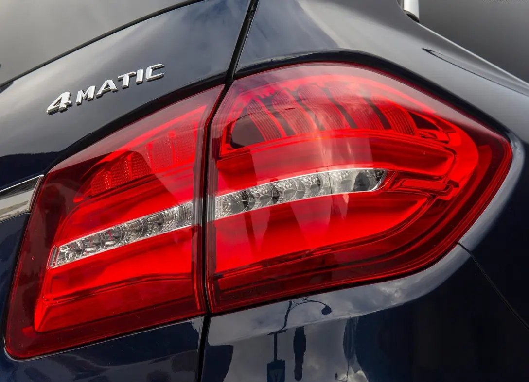 1669646-Mercedes-Benz-GLS-2016-03.jpg