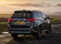 1653415-Mitsubishi-Outlander_PHEV-2017-02.jpg