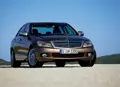 1605015-Mercedes-Benz-C-Class-2008-2012-2.jpg