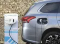 1653412-Mitsubishi-Outlander_PHEV-2017-08.jpg