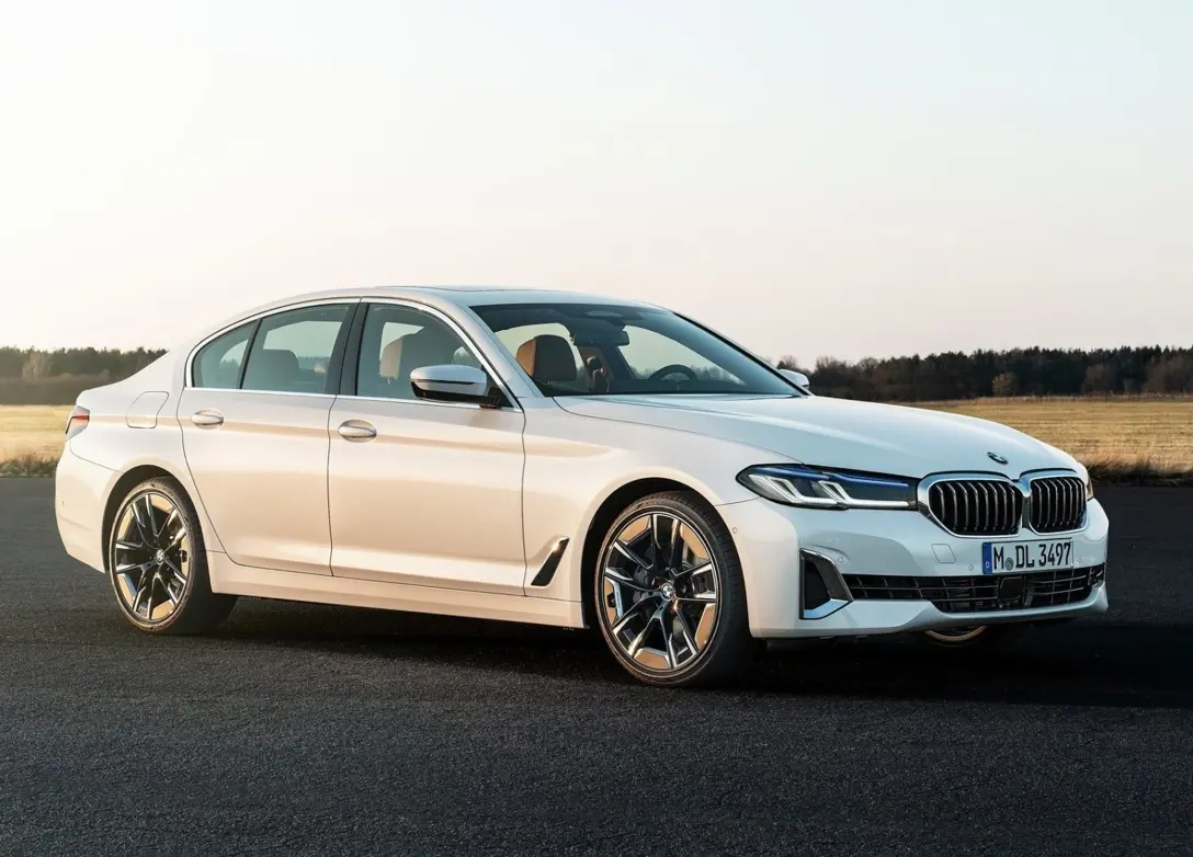 1639570-BMW-5-Series-2021-02.jpg