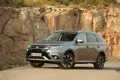 1653496-Mitsubishi-Outlander-2016-01.jpg