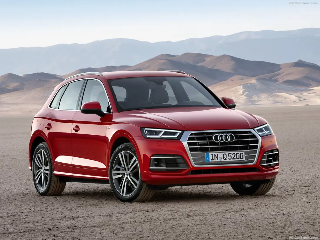 1585695-Audi-Q5 1.jpg