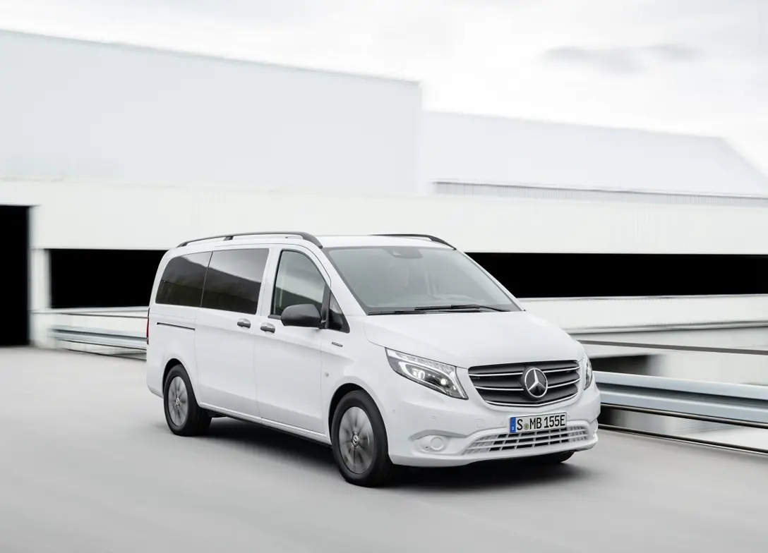 1684031-Mercedes-Benz-V-Class-2023-09.jpg
