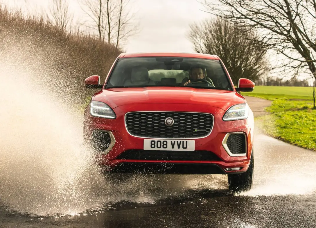 1701558-Jaguar-E-Pace-2024-00.jpg