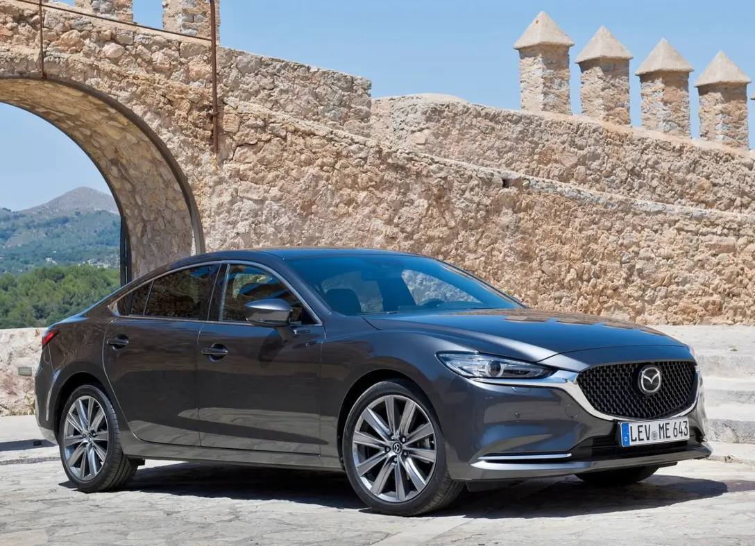 1675839-Mazda-6-2023-01.jpg
