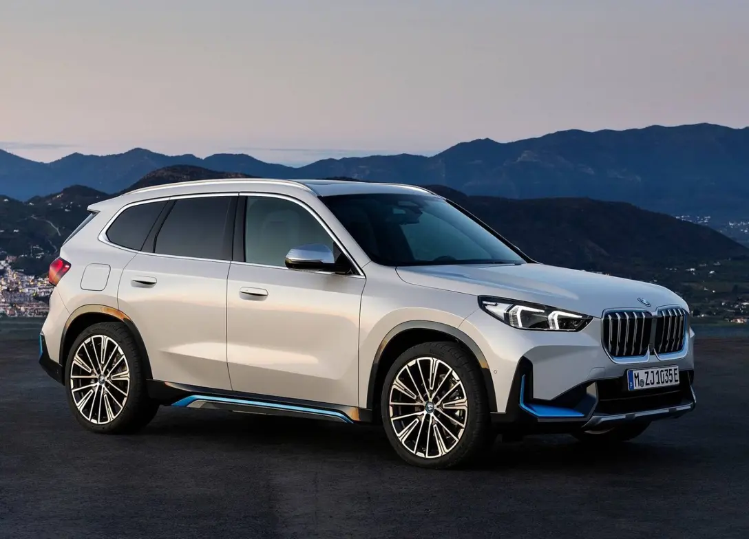 1694295-BMW-iX1-2024-01.jpg
