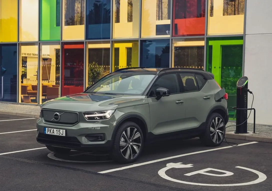1680721-Volvo-C40-2023-12.jpg