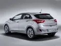 1645600-Hyundai-i30-2015-1280-19.jpg