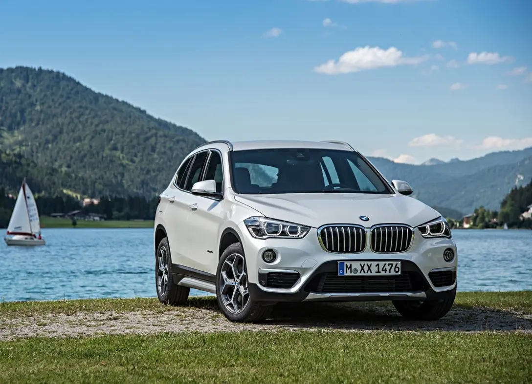 1669703-BMW-X1-2016-01.jpg