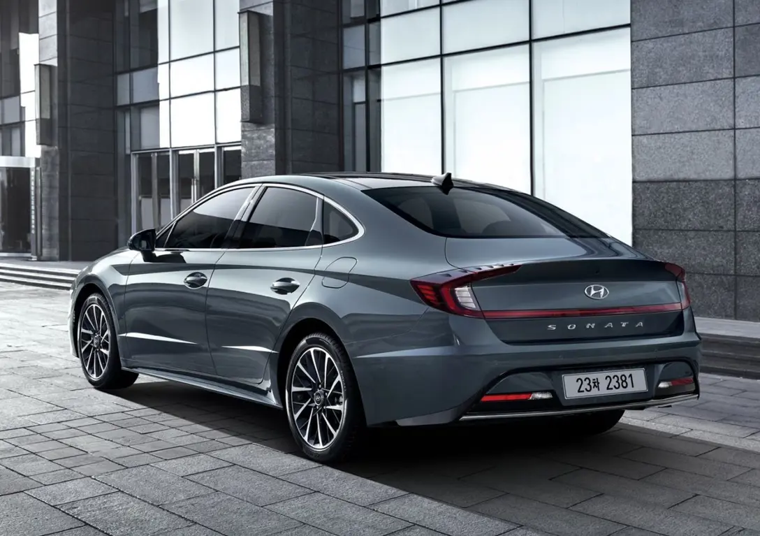 1673238-Hyundai-Sonata-2023-02.jpg