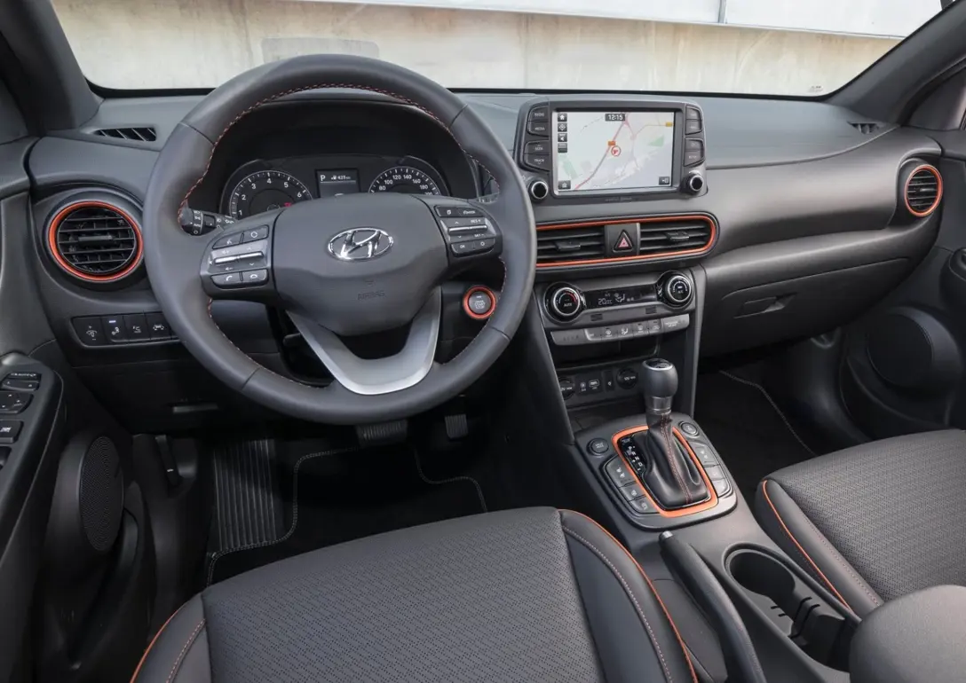1638035-Hyundai-Kona-2020-07.jpg