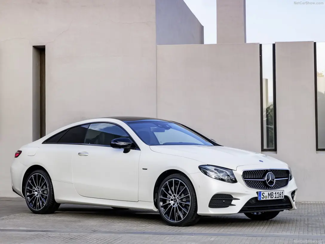 1591435-Mercedes-Benz-E-Class_Coupe 2.jpg