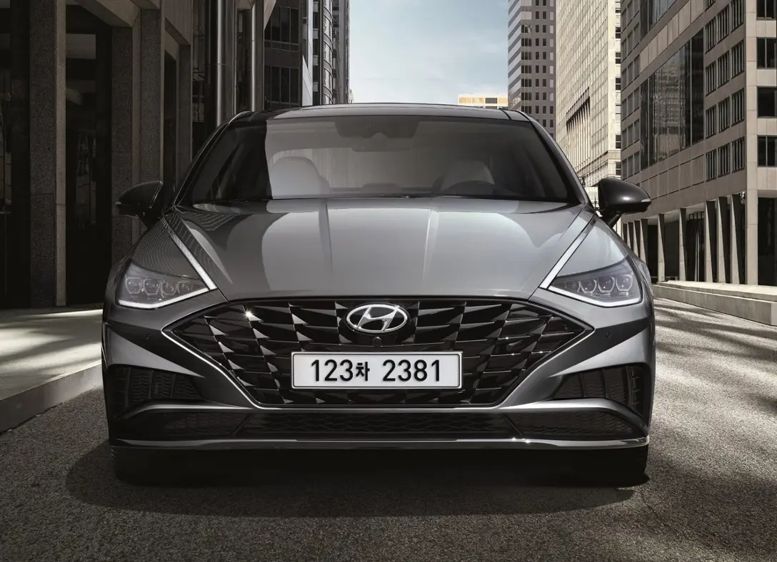 1651824-Hyundai-Sonata-2021-13.jpg