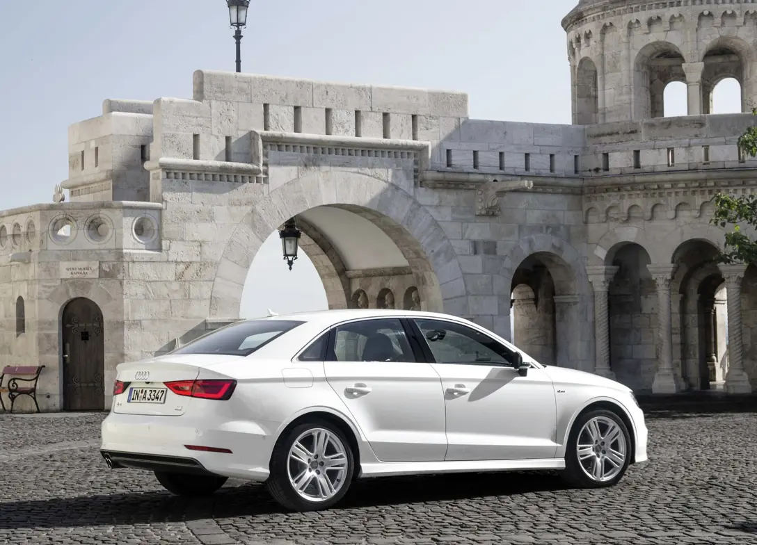 1689412-Audi-A3_Sedan-2017-02.jpg