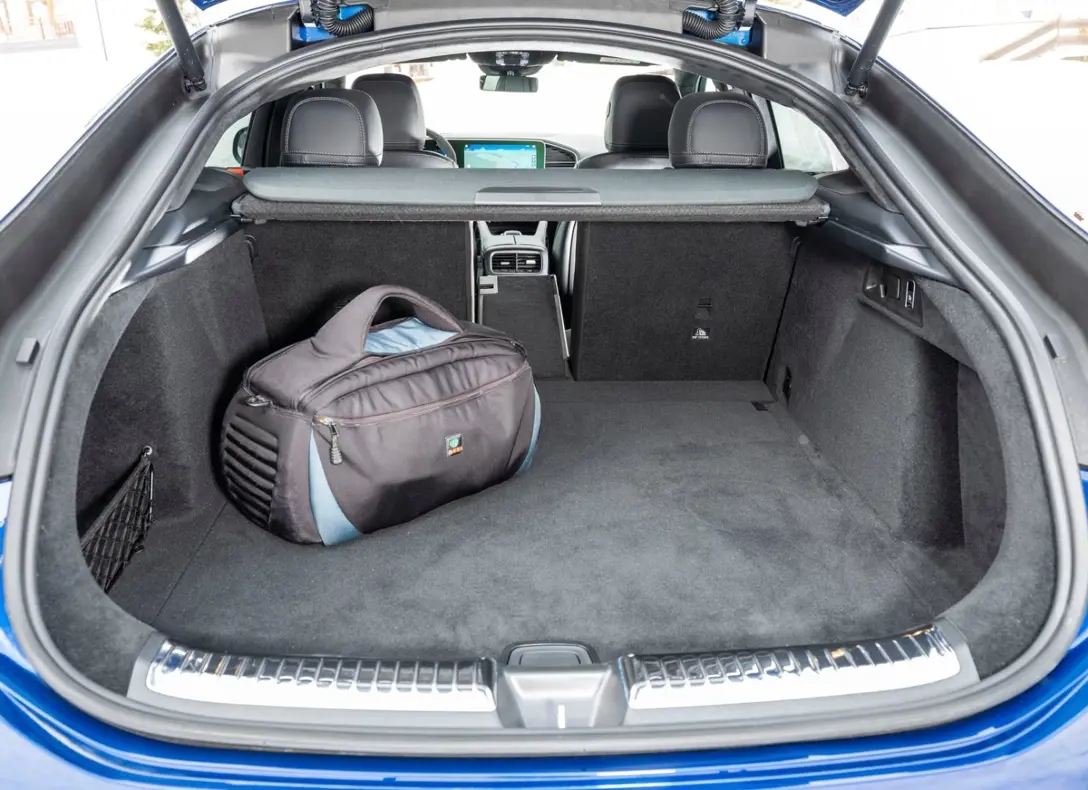 1656248-Mercedes-Benz-GLE-Coupe-2022-11.jpg