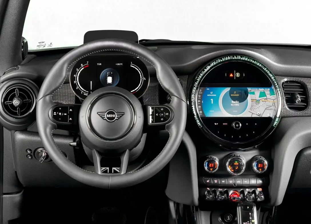 1695315-Mini-Cooper_S_3-door-2024-05.jpg