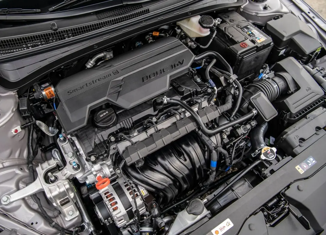 1693106-Hyundai-Elantra-Hybrid-2024-14.jpg