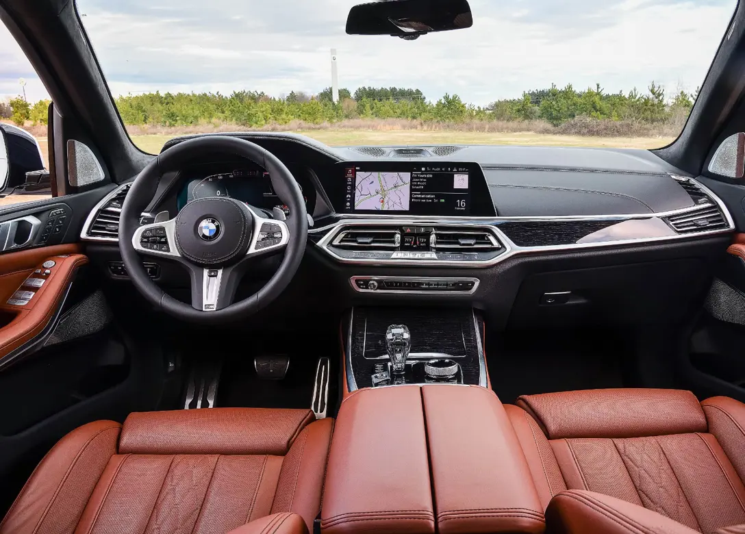 1662455-BMW-X7-2021-05.jpg