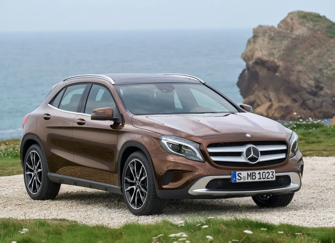 1648788-Mercedes-Benz-GLA-Class-2017-01.jpg