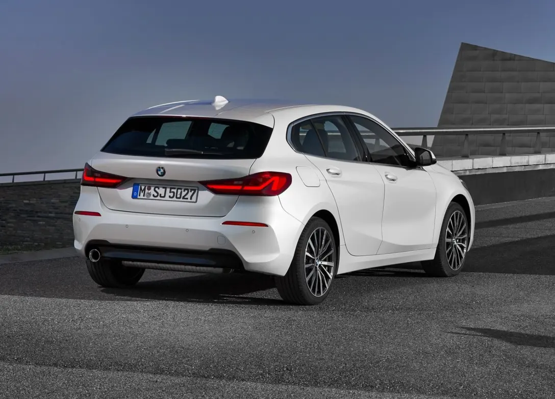1645214-BMW-1-Series-2021-02.jpg