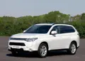 1638672-Mitsubishi-Outlander-2017-03.jpg