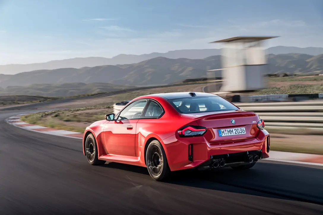 1684154-BMW-M2-2023-12.jpg