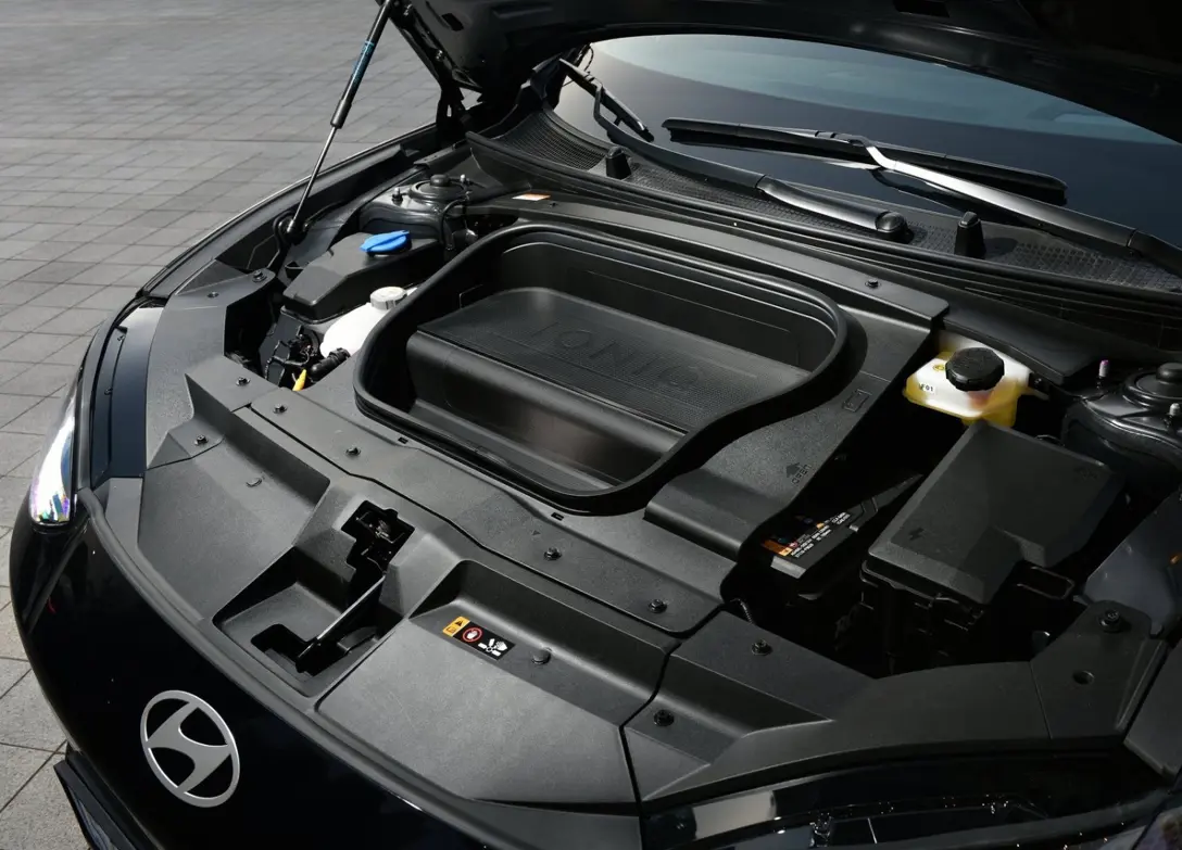 1682090-Hyundai-Ioniq_6-2023-14.jpg